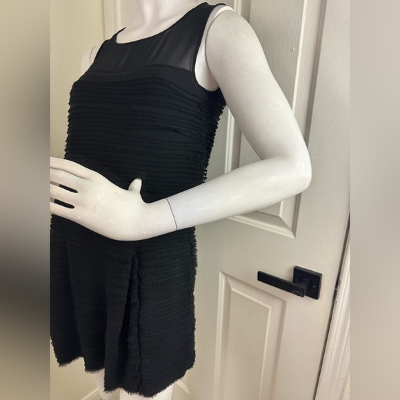 Theory Elegant Black Sleeveless Dres Size 0. E42 - Picture 6 of 13